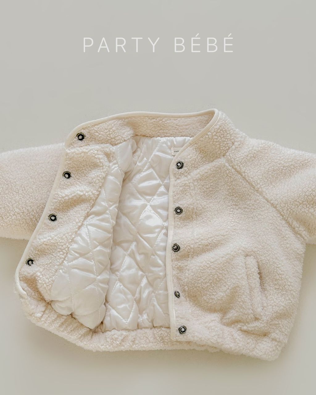 PARTYBEBE LOGO INSTA 121-150-09