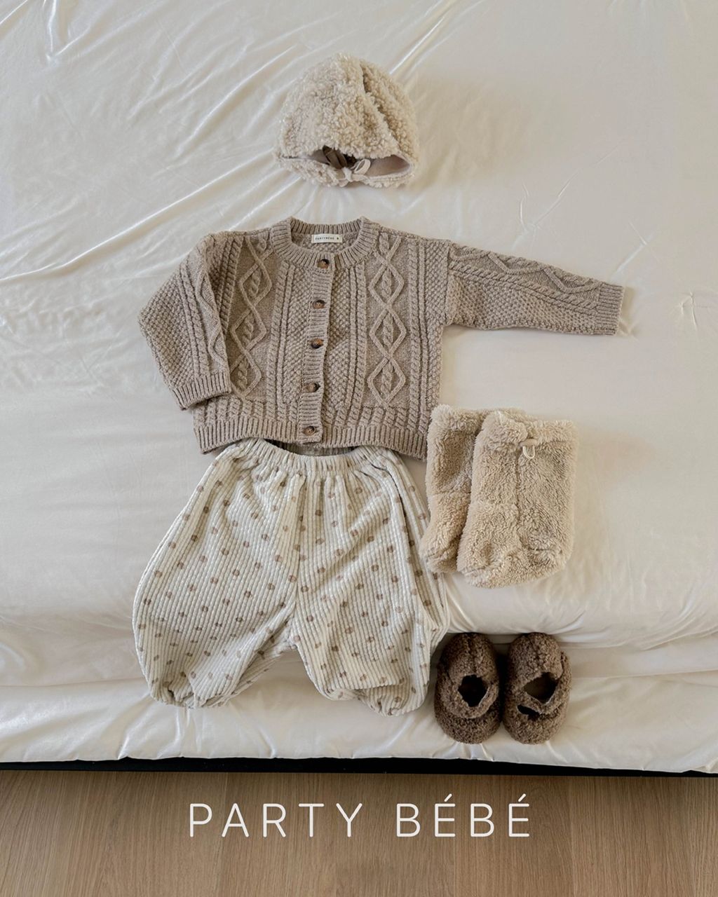 PARTYBEBE LOGO INSTA 151-180-16