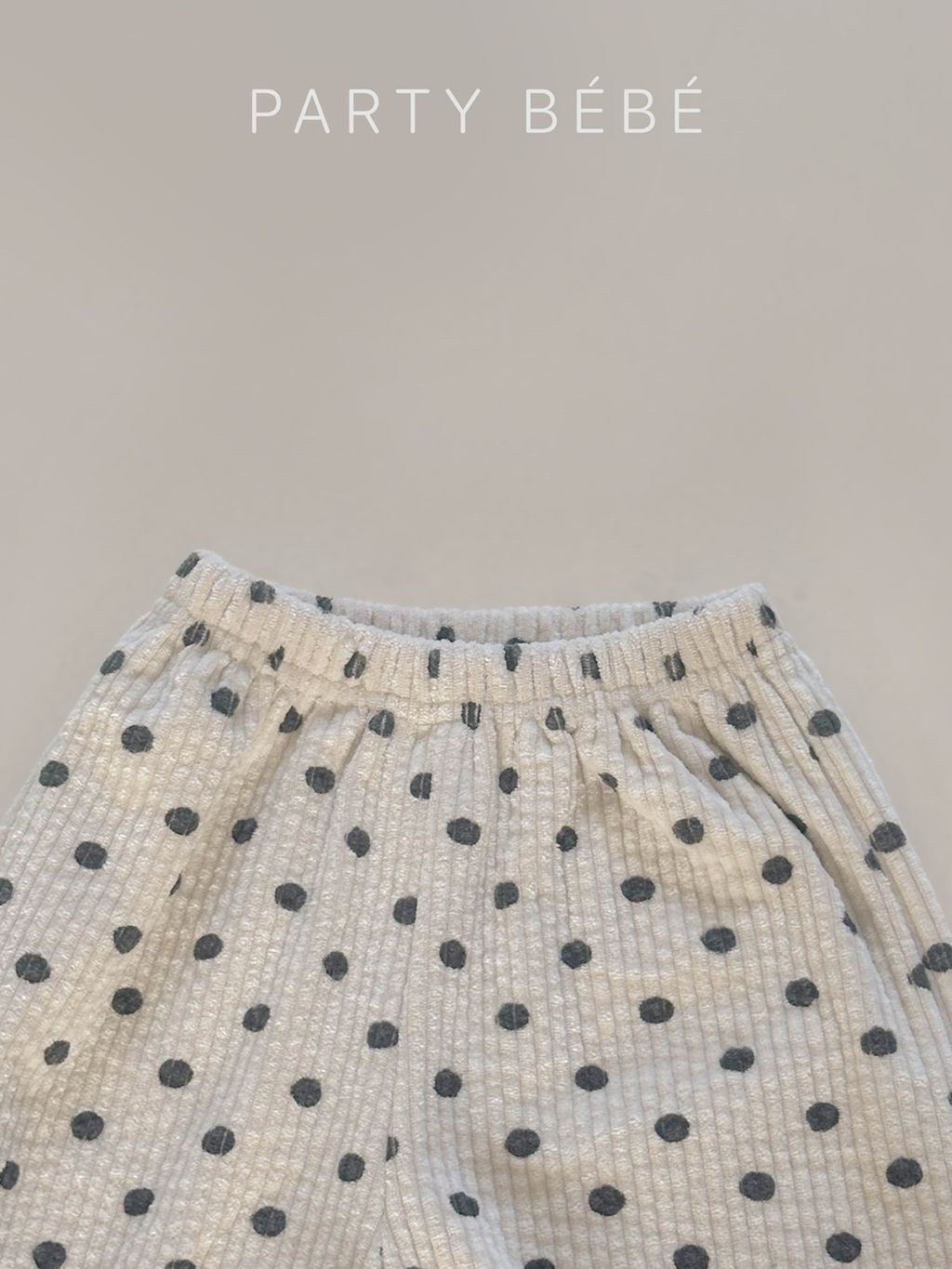 PARTYBEBE LOGO INSTA 271-300-07