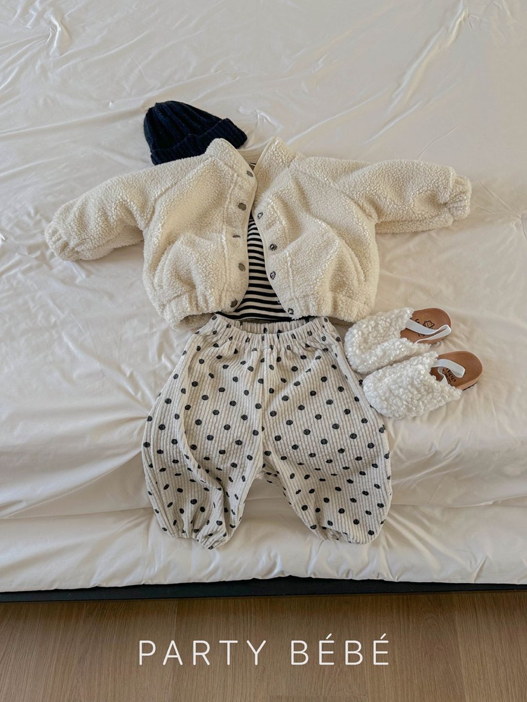 PARTYBEBE LOGO INSTA 181-210-10