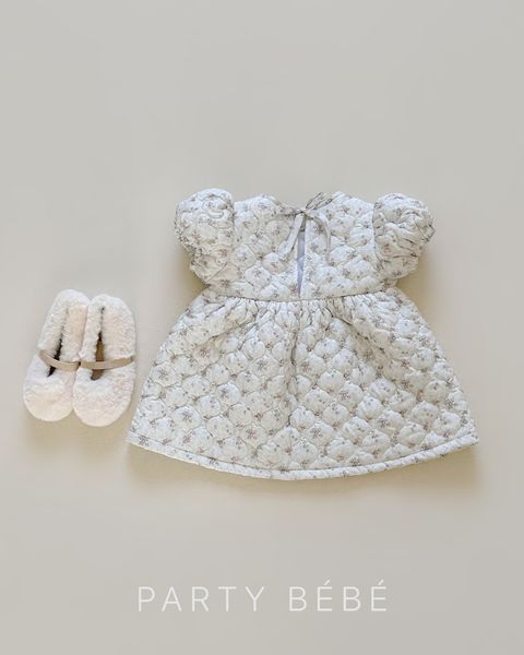 PARTYBEBE LOGO INSTA 121-150-01