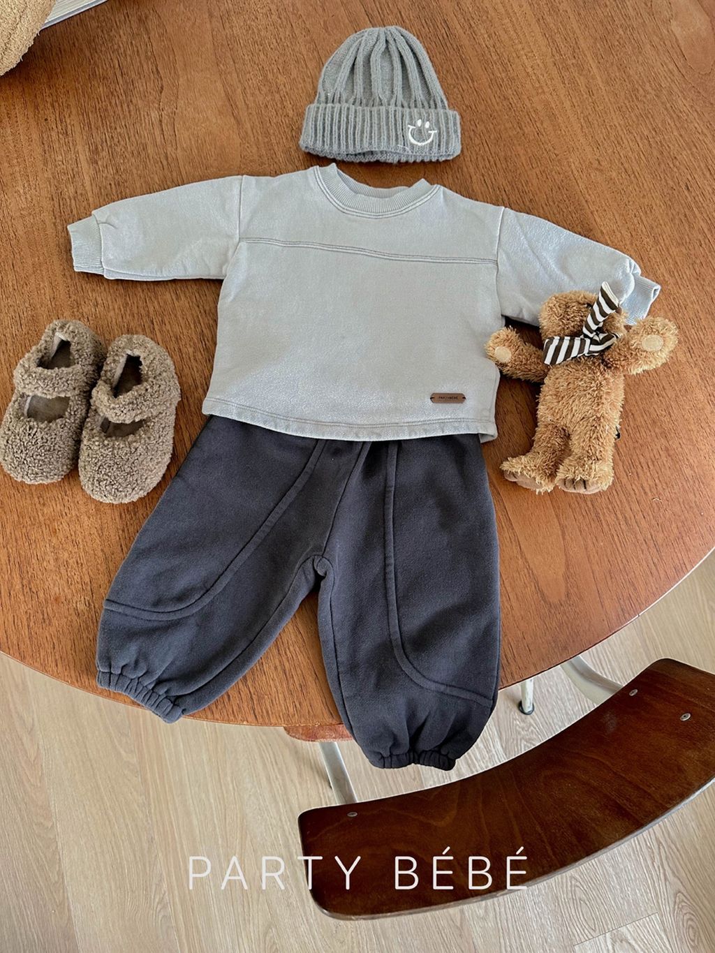 PARTYBEBE LOGO INSTA 211-240-06