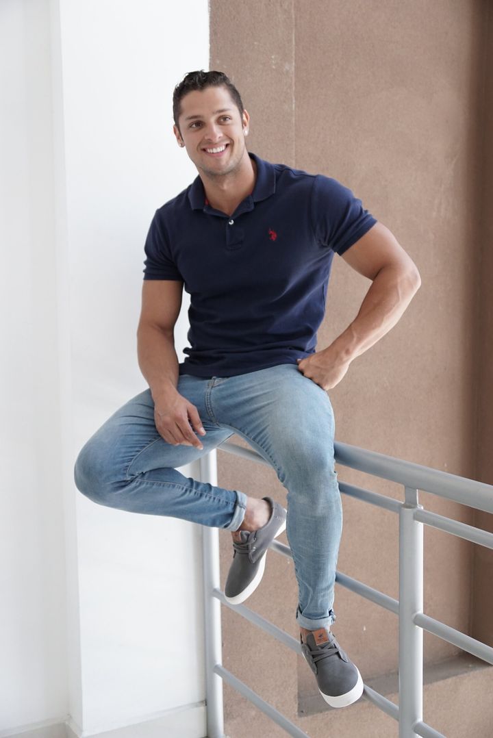 model-Navy-1