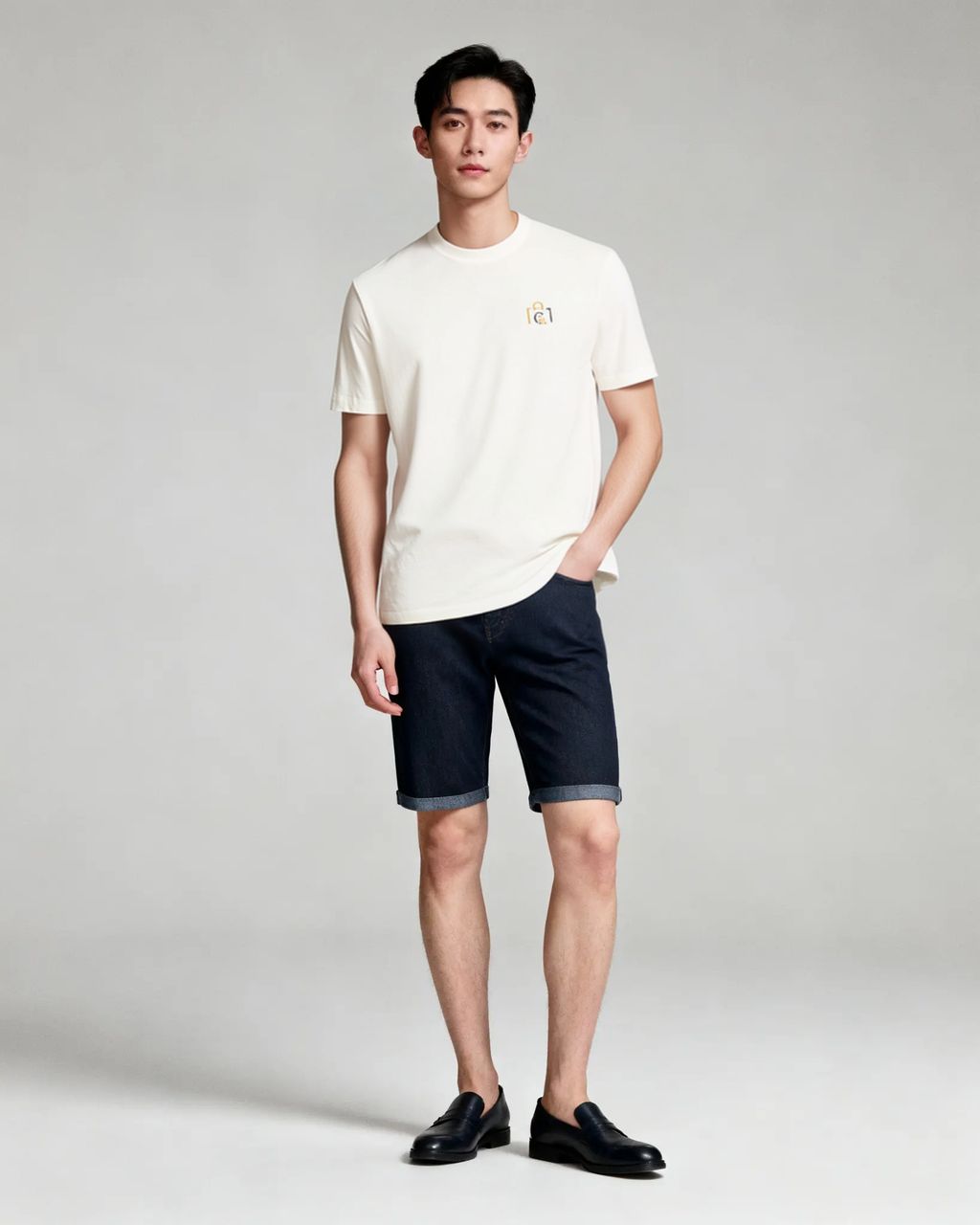 FitRoom.app_1765642786332