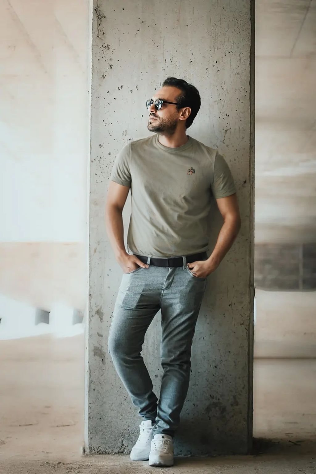 FitRoom.app_1765643285737