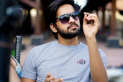 FitRoom.app_1765643947444