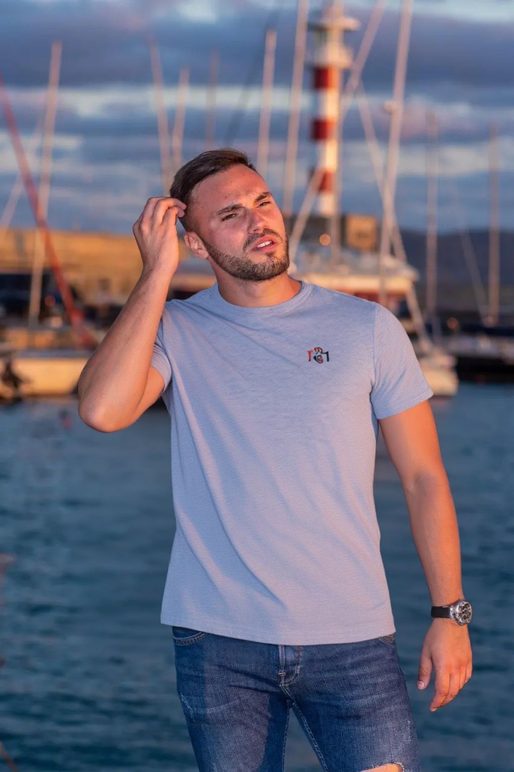 FitRoom.app_1765643979266