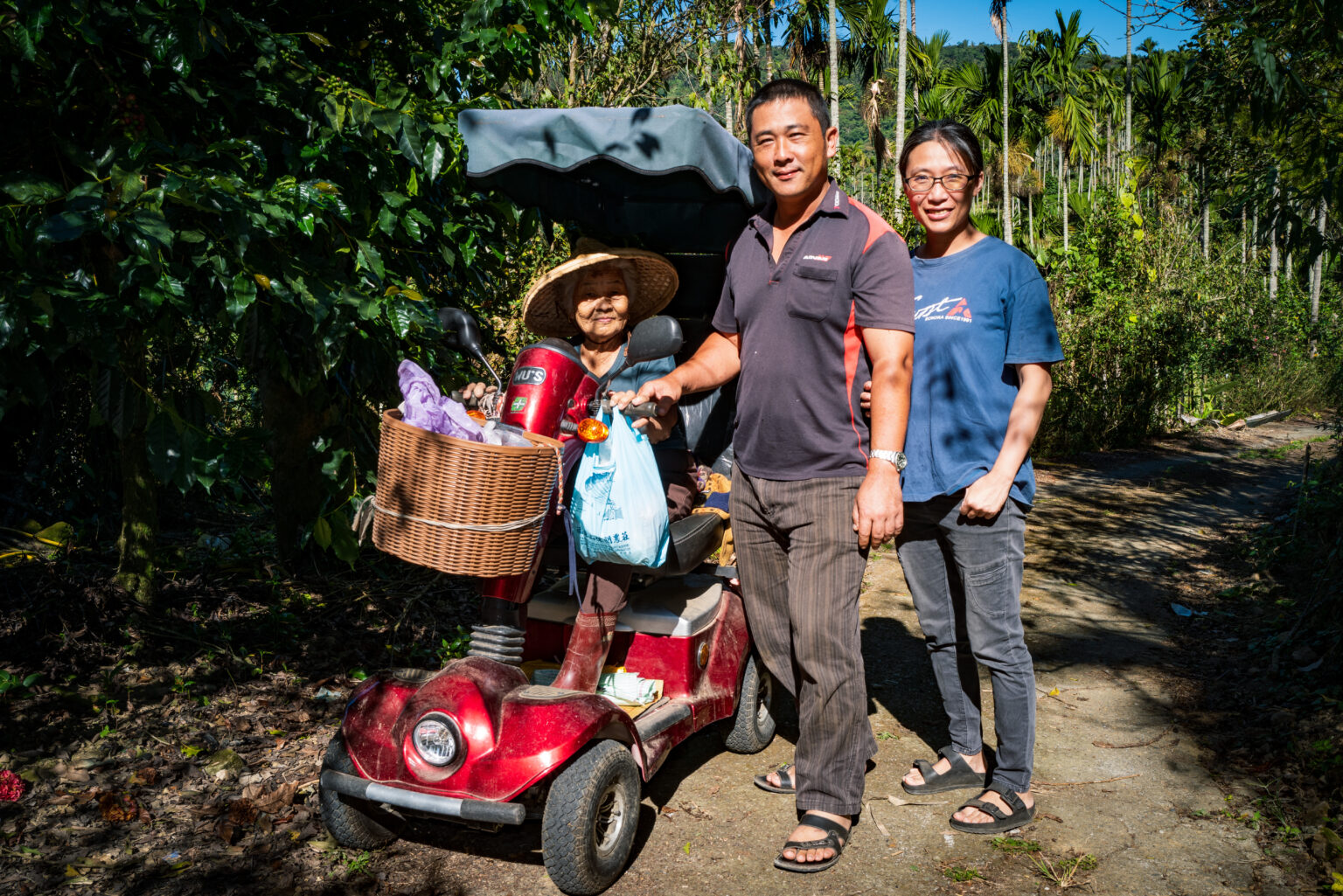 鄉村紳士阿顯的咖啡路：青山坪咖啡農場 | 台灣國產咖啡