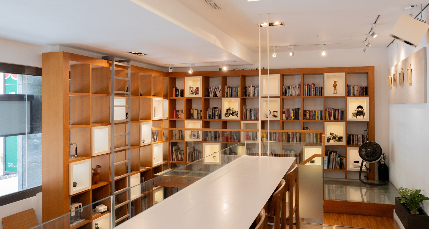 mojocoffee-retro-vintage-coffeehouse-interior