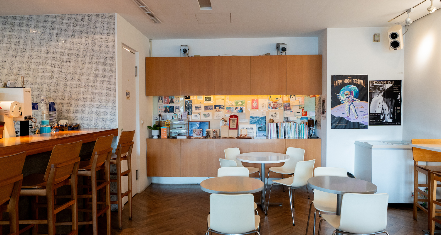 mojocoffee-retro-industrial-style-cafe