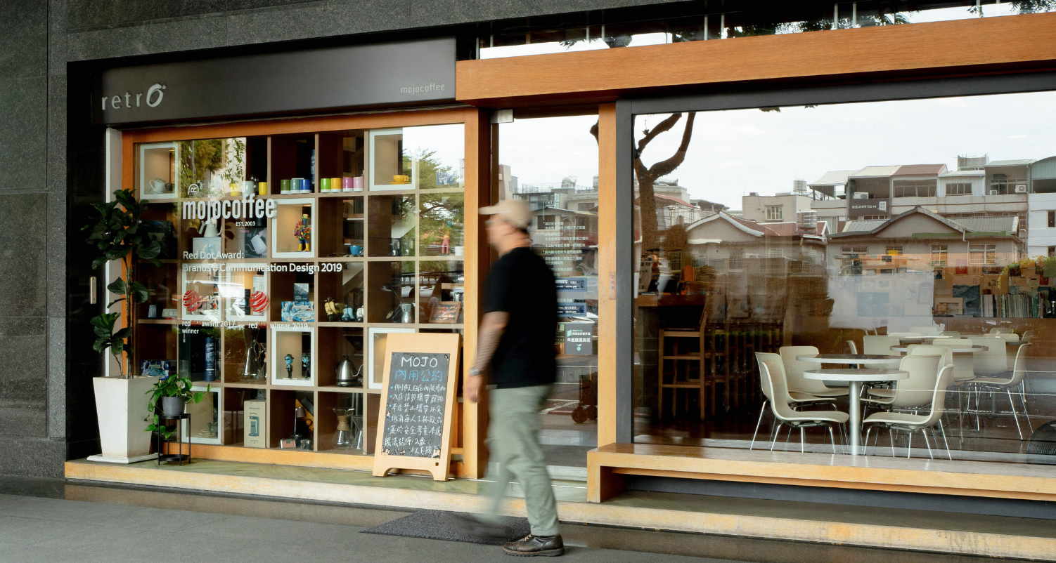 mojocoffee-retro-urban-vibe-coffee-shop