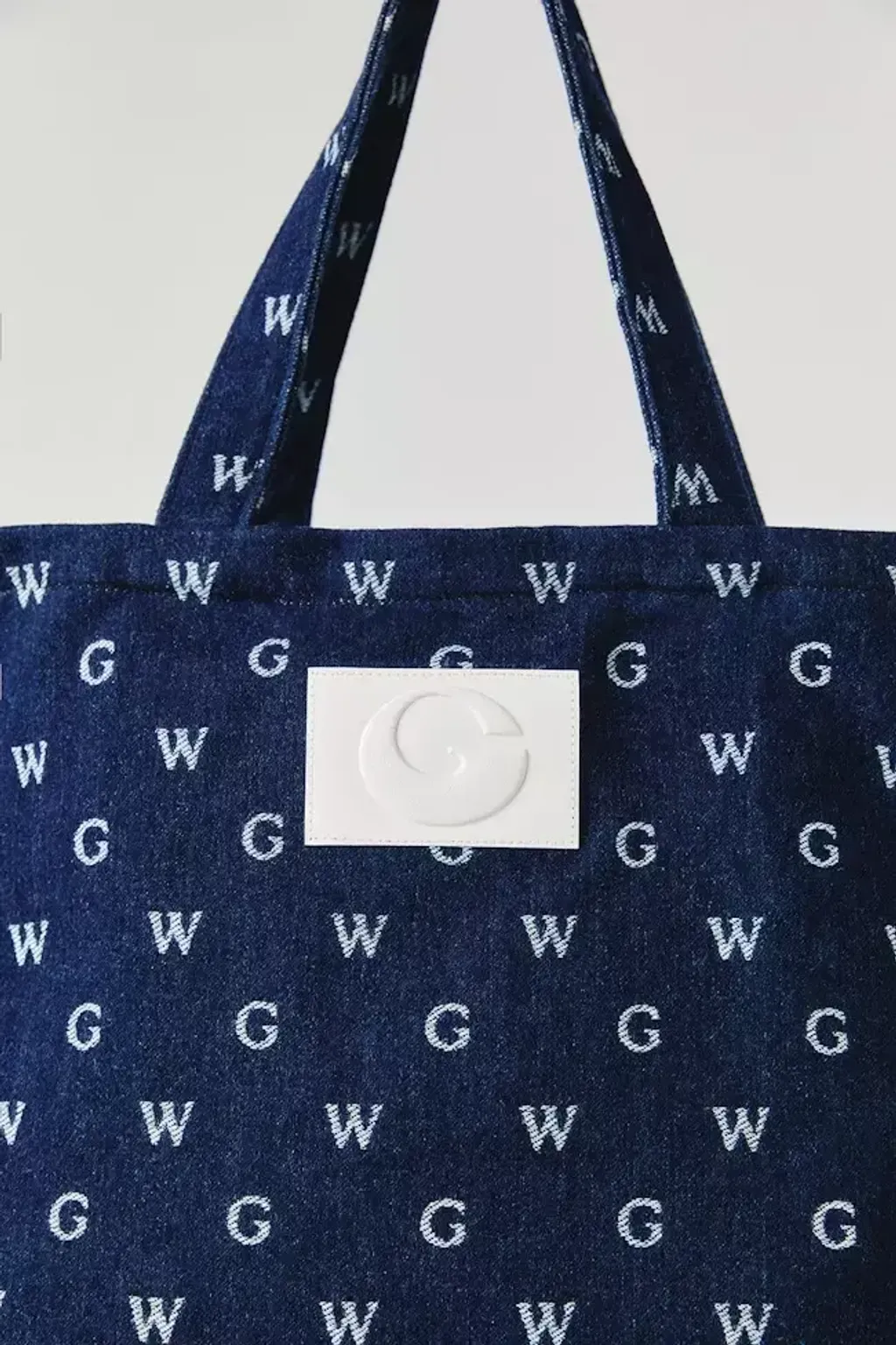 gentlewoman-0282-2448194-6