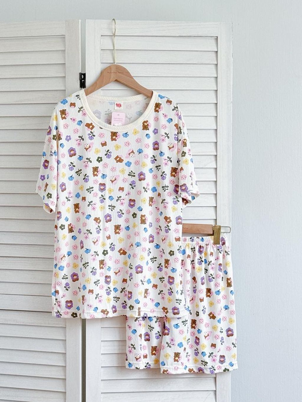 a211df70-35b3-4bbd-a71b-46f905642e5b