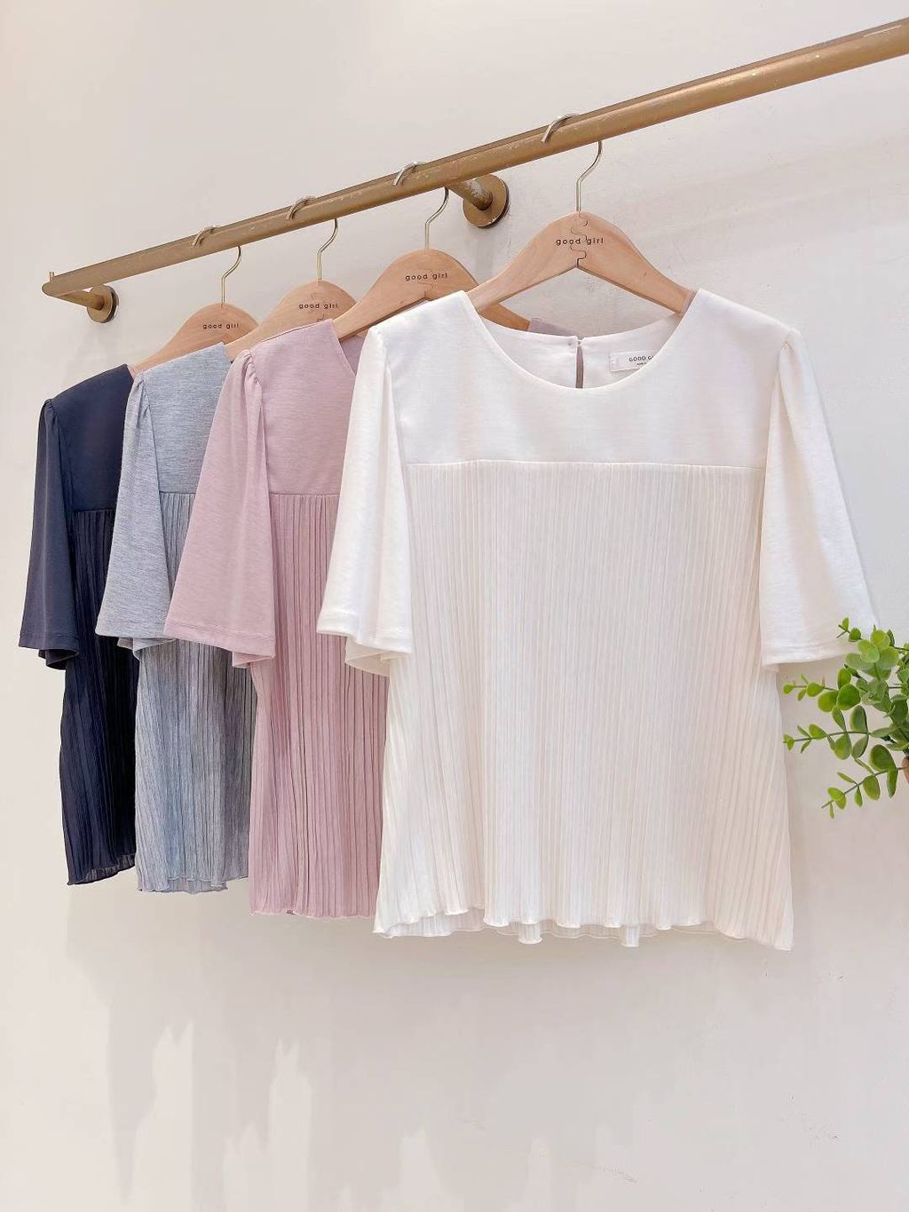 7deccde57f0f4b1e744bf871f14467