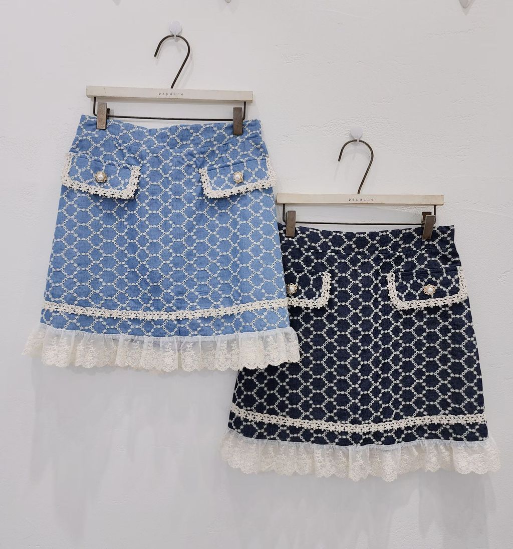 b9904d83de3ab66e58365c2621f1f1