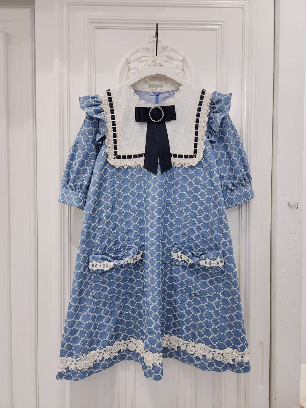 e5b5f4441bbee81e67dae4c556f4b1