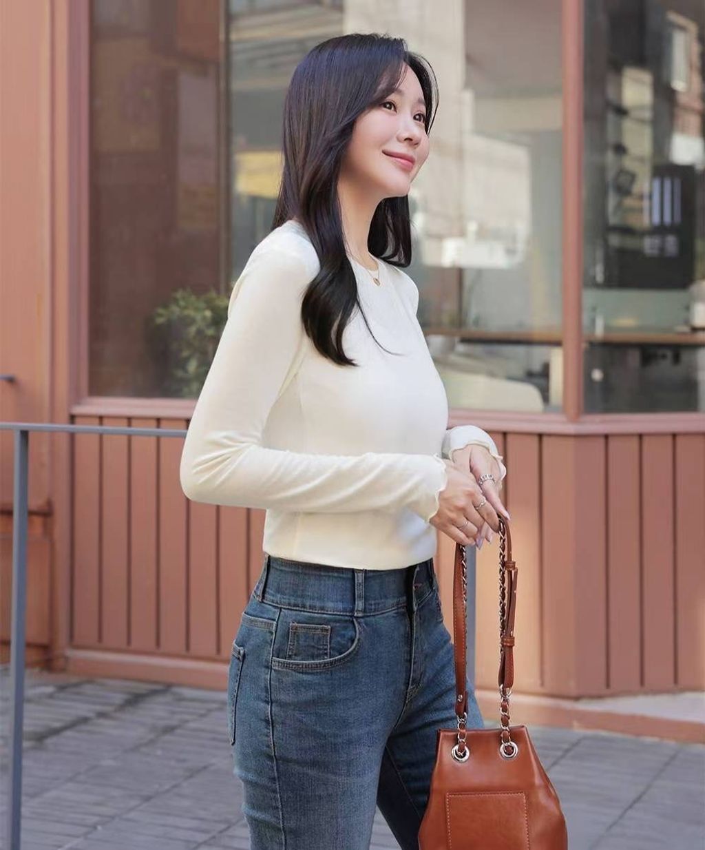 bac9cec74244496a942439e001fb1b89