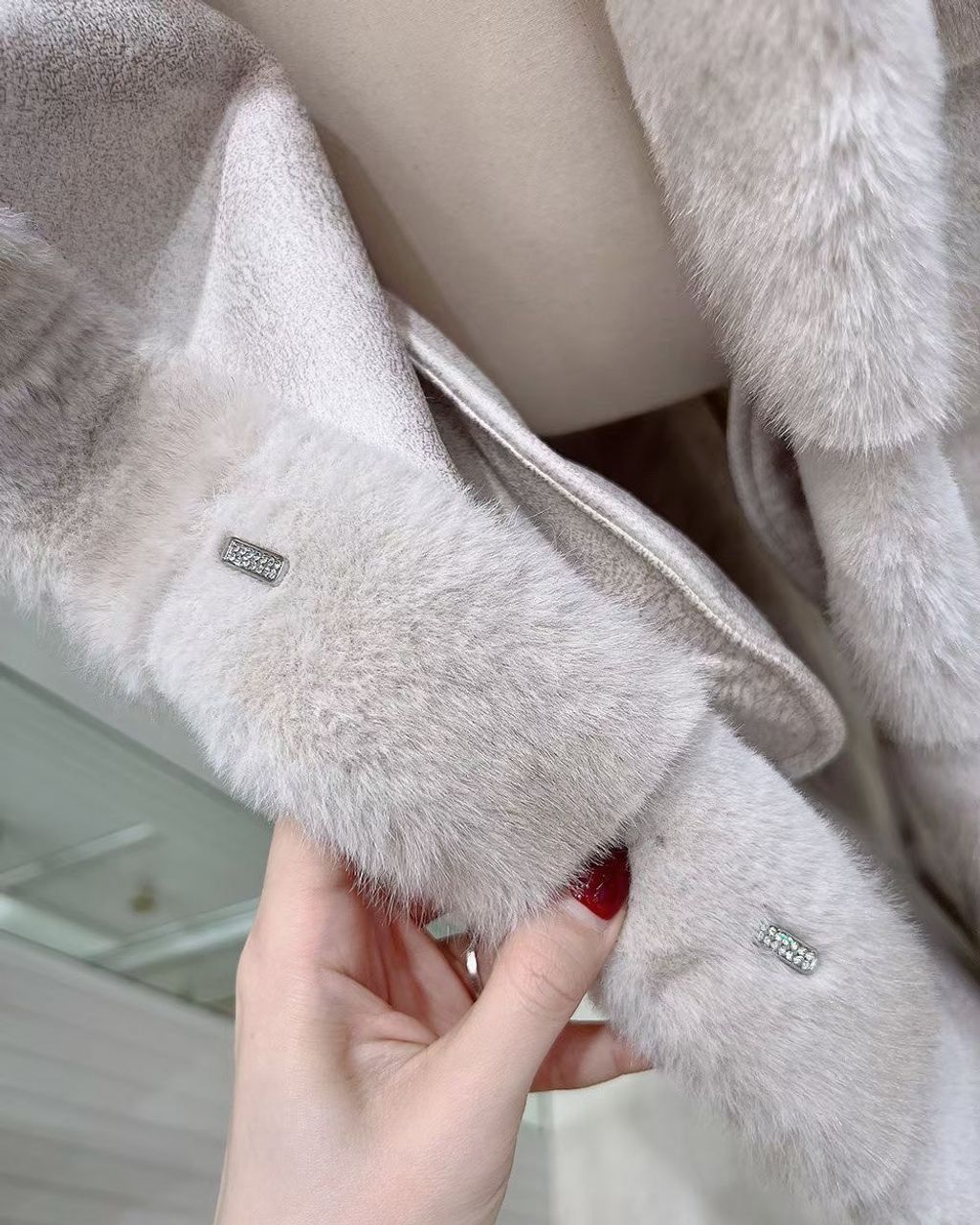 2e82c640fd7d0685f942f796fbec5b83