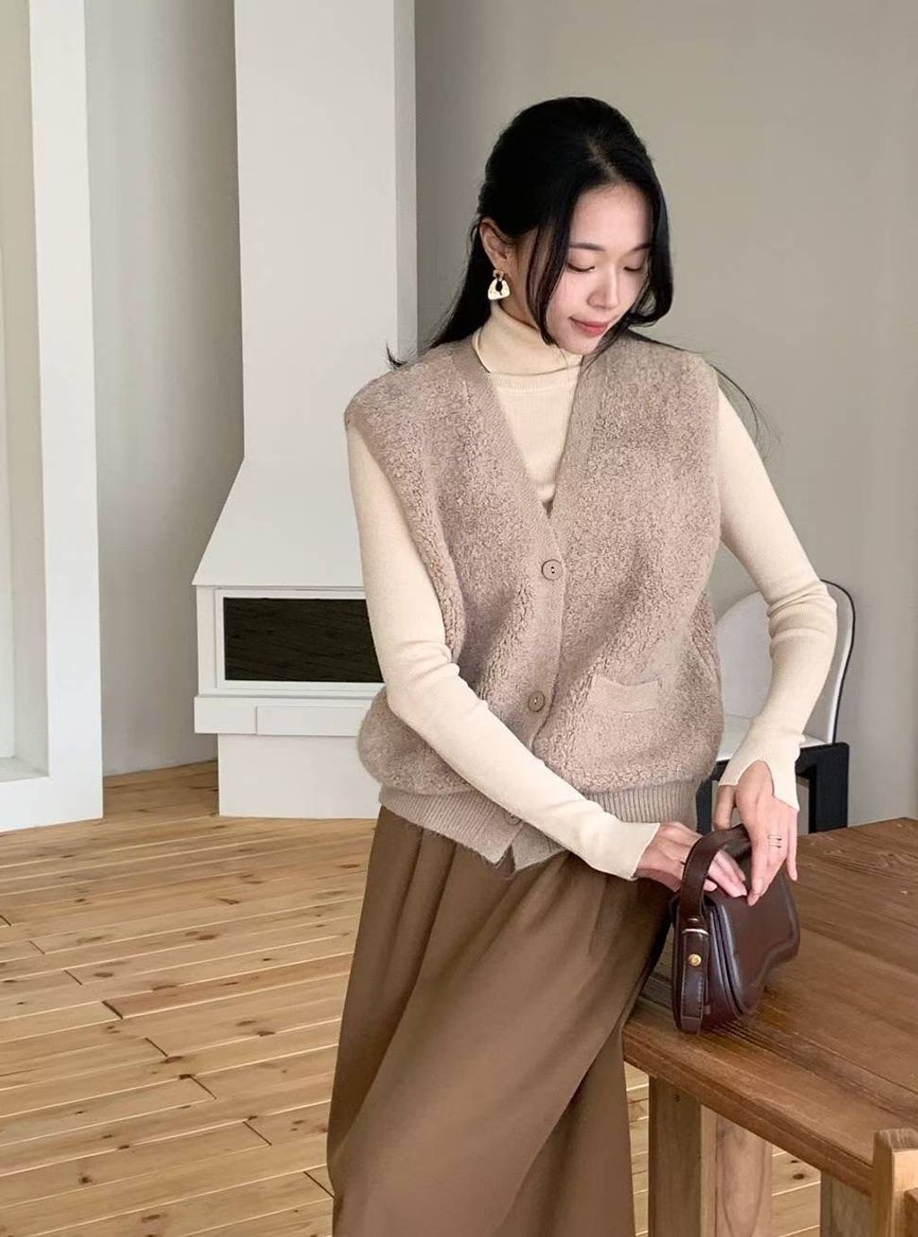 76f3c27f336229f1c5dc1c7a43f281e7