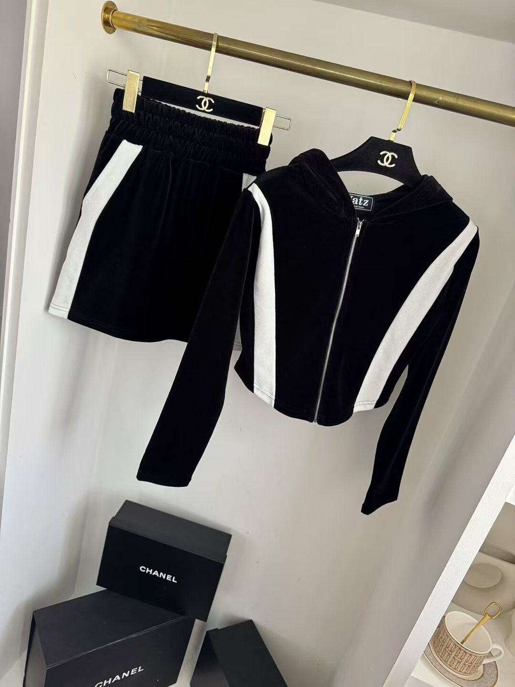 57435dc890ea20d8e4c21f9bc07ccd01