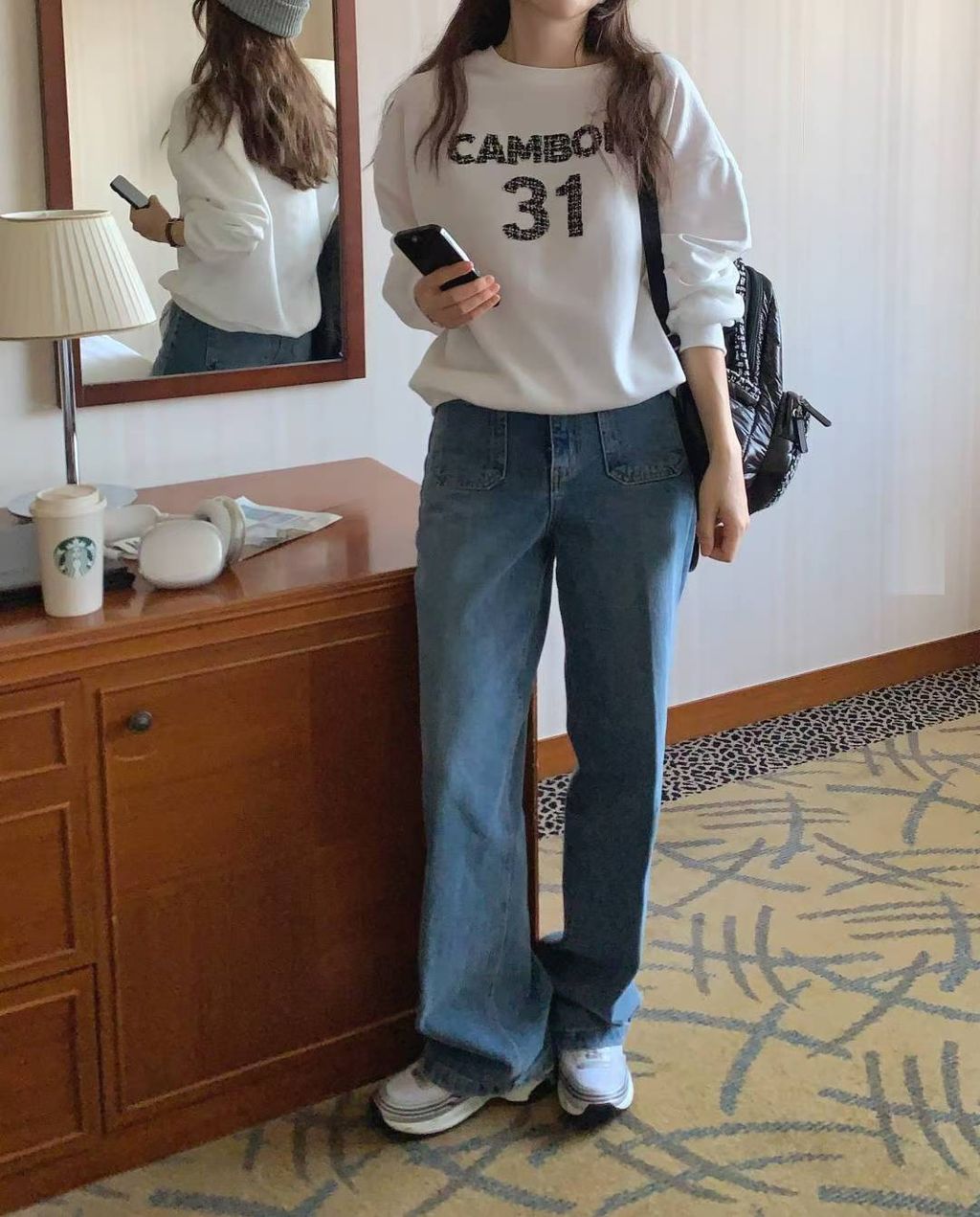 61564cded2d489545f8637d47ad92e28