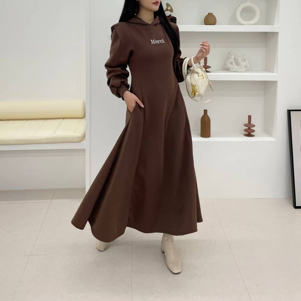 6785d9e0344f37d21301b8912688825d