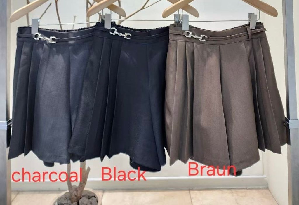 1889b85a6d6594b1719101bb9a4fca21