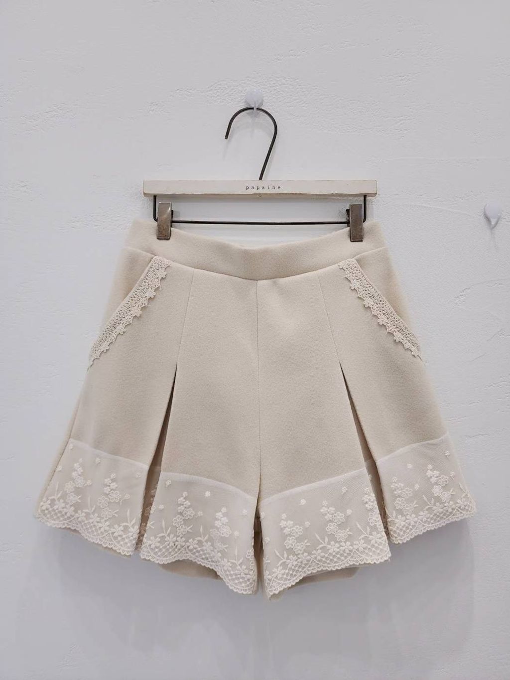 75e5baa30477bc126ce2b847caa1413a