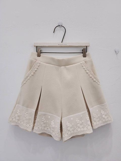 75e5baa30477bc126ce2b847caa1413a