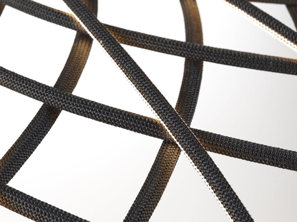 Flos-Product-Image-Suspension-Skynest-Detail-Anthracite-001.13e29d16