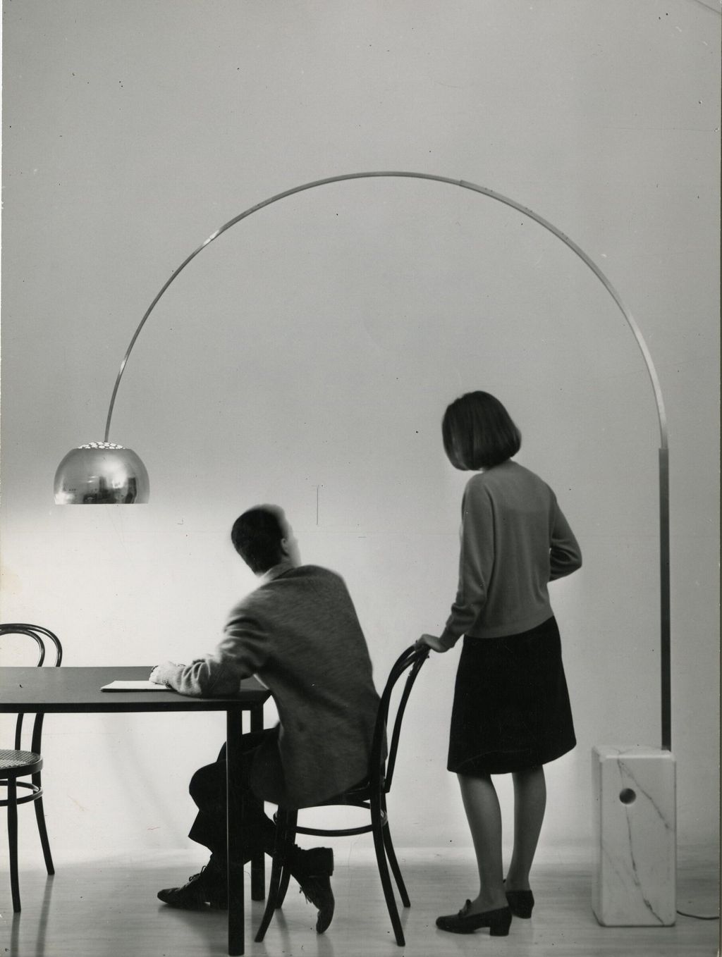 Flos-Lifestyle-Image-Arco-PH_Studio_Casali-1962-001.1850d97a