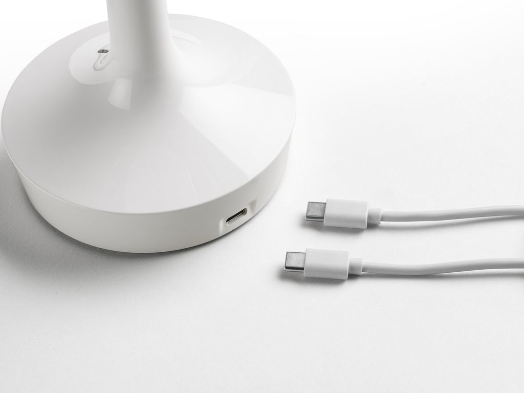 Flos-Product_Image-Luminaire-Table-Bon_Jour_Unplugged-Luminaire_Almost_White-2025-Detail-001.c5a0e41c