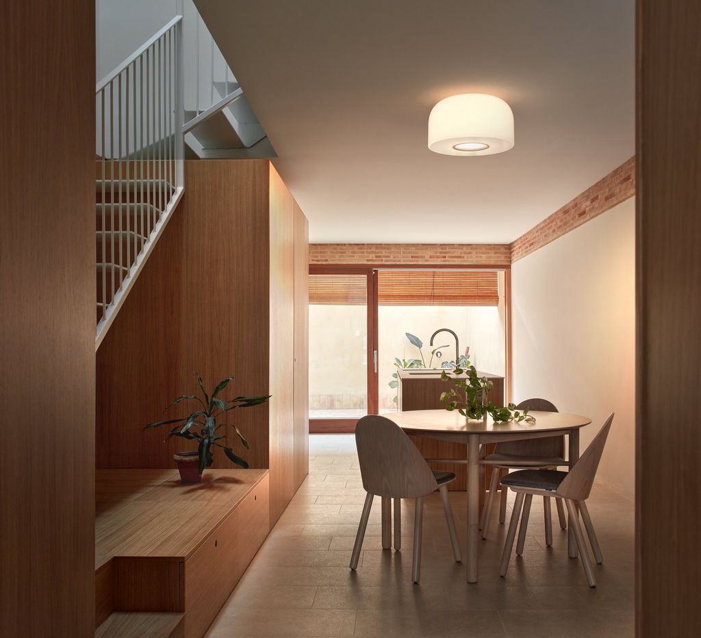 Flos-Bellhop_Glass_Ceiling2-PH_Mariela_Apollonio-2025-002.14336037