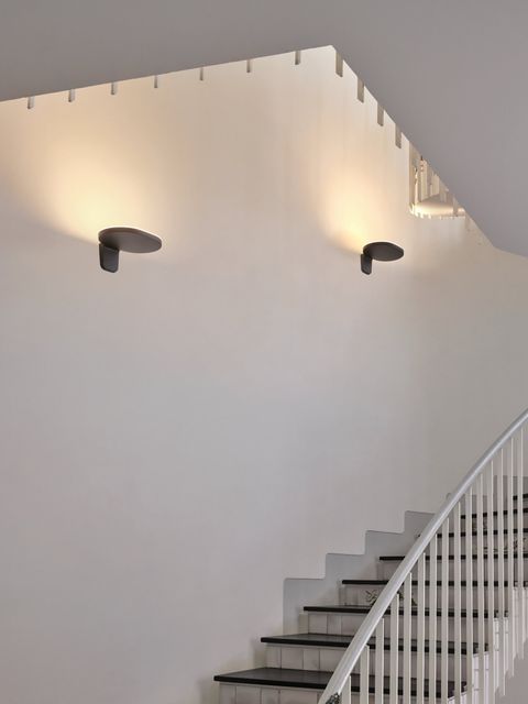 Flos-Oplight-PH_Omar_Sartor-Villa_La_Saracena_Santa_Marinella_Roma_Italy-2021-001A.7cfdfe6d