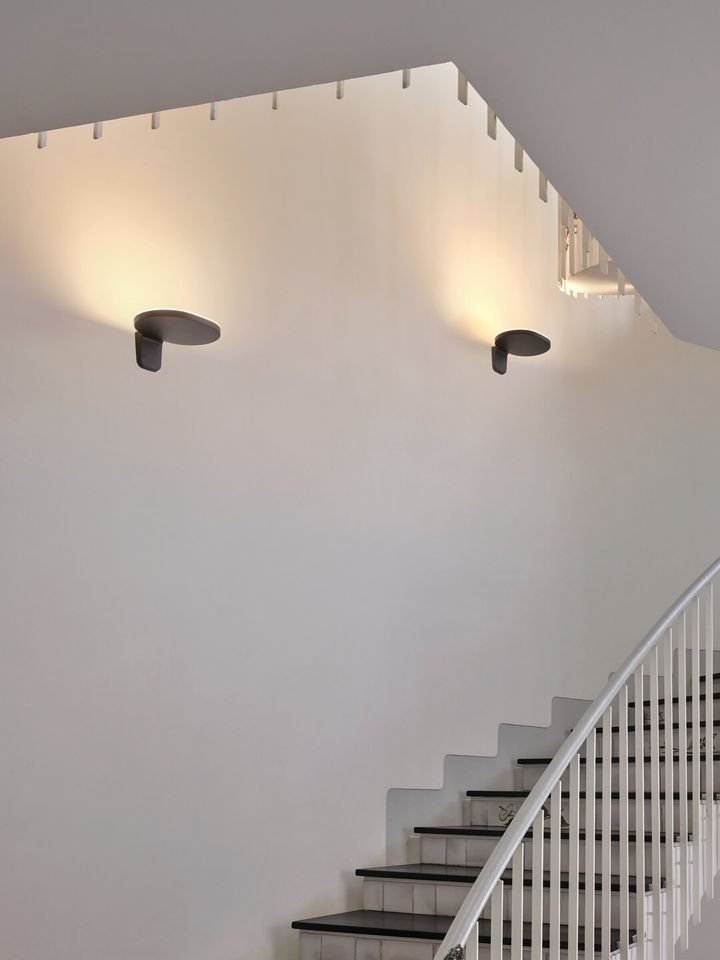 Flos-Oplight-PH_Omar_Sartor-Villa_La_Saracena_Santa_Marinella_Roma_Italy-2021-001A.7cfdfe6d