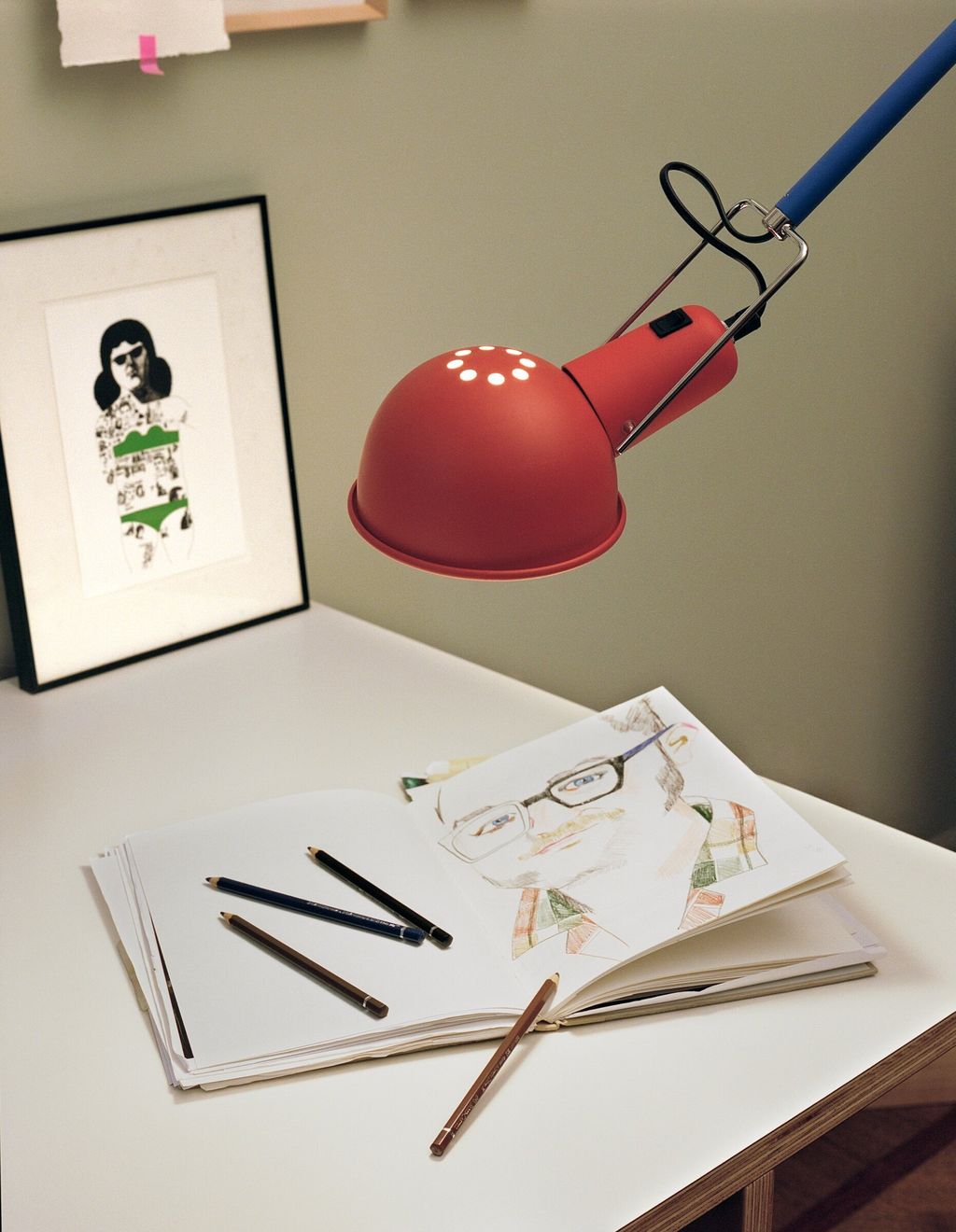 Flos-265_Chromatica-PH_Ambra_Crociani-Molly_Molloy_House-2021-Detail-001.fc6a08b8