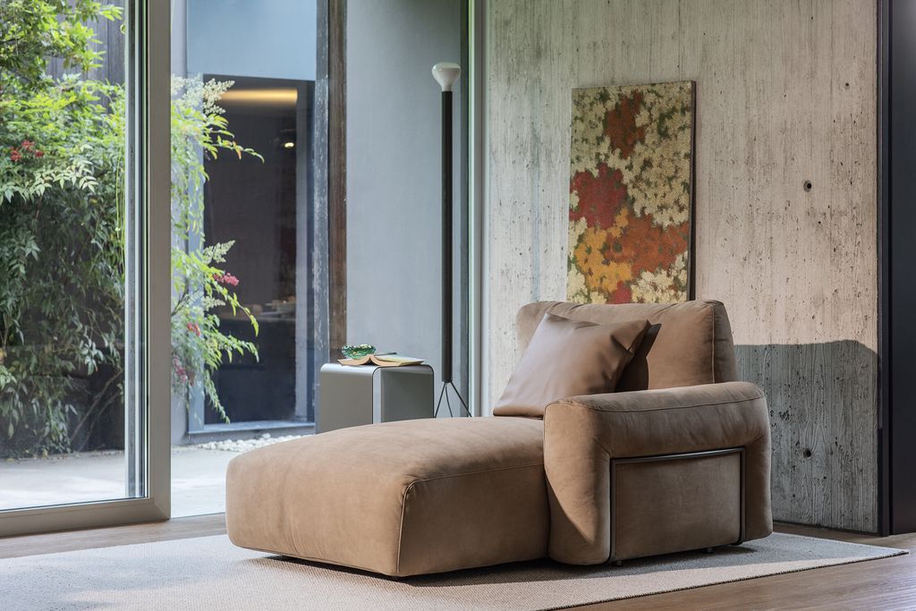 Flos-Luminator-PH_Courtesy_Flou-2024-001.1a6e6dce