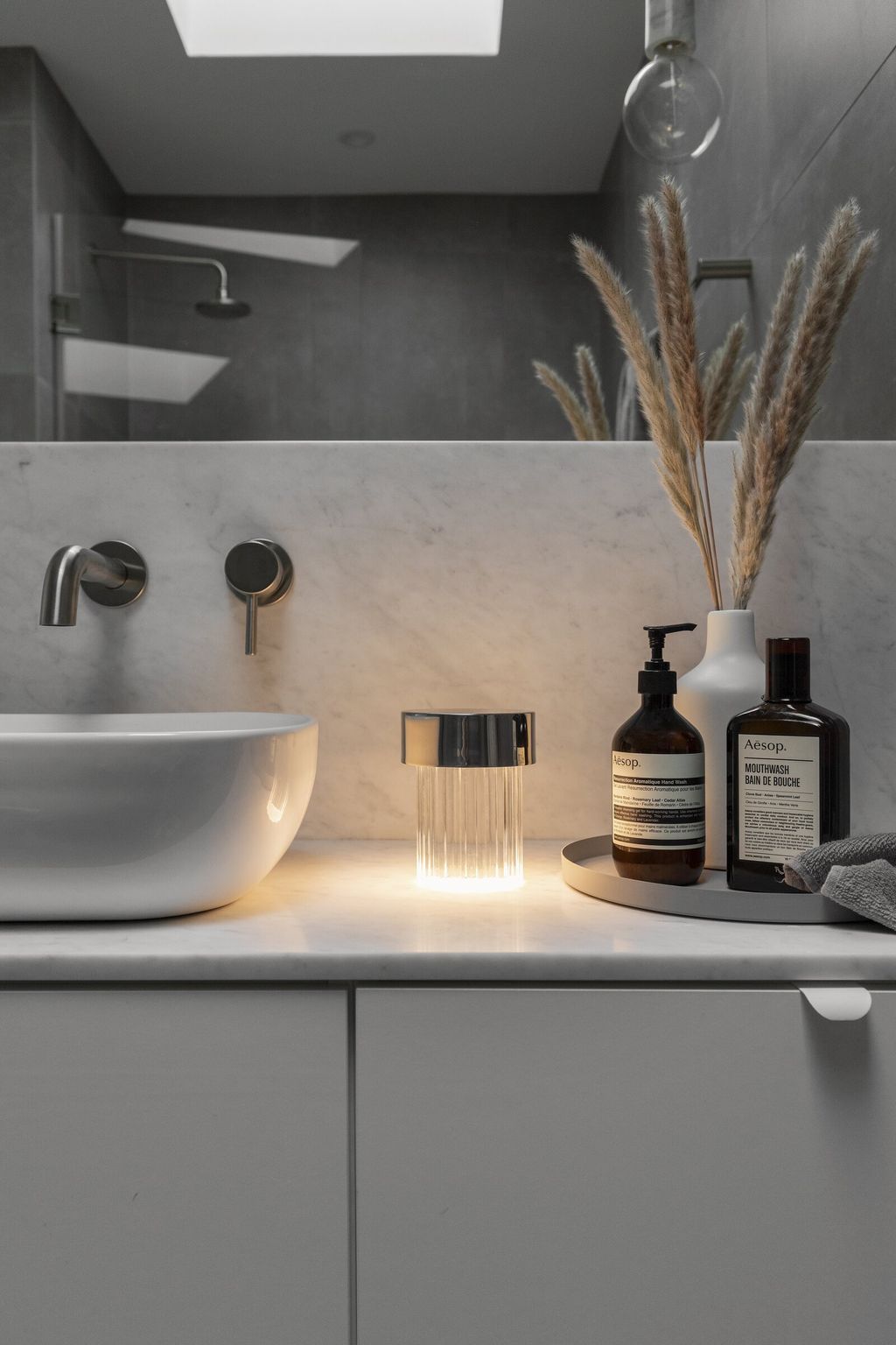 Flos-Last_Order_Fluted-PH_Phil_Cohen-006.33e10465