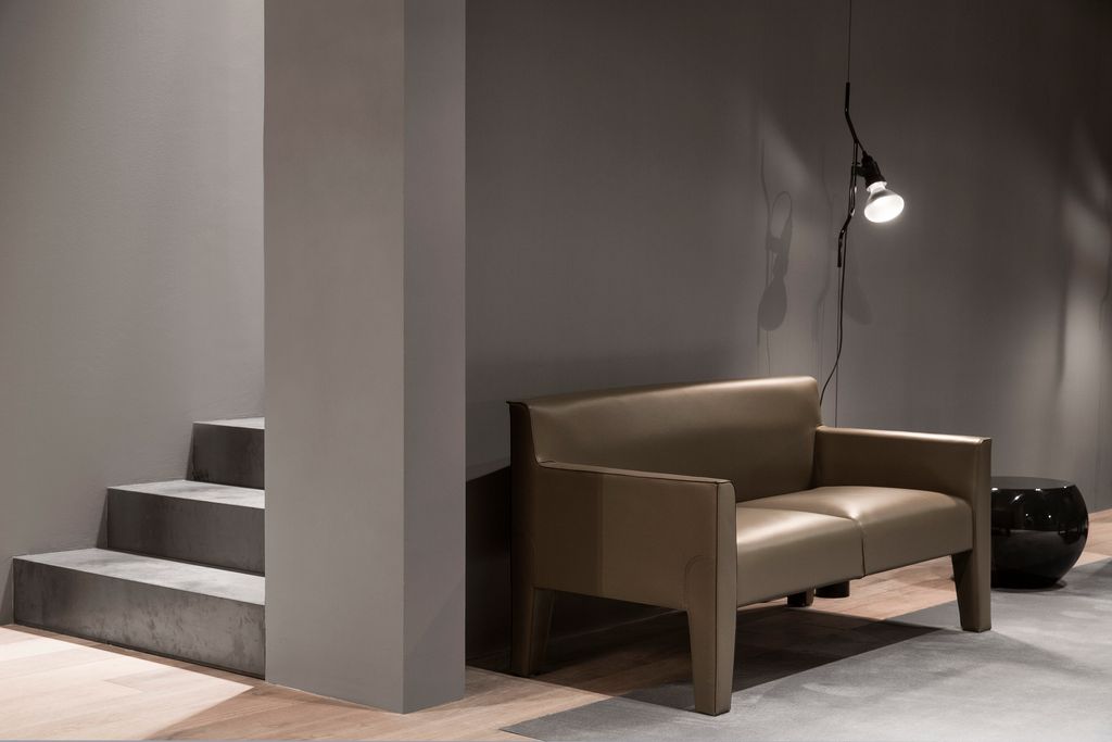 Flos-Parentesi-PH_Davide_Lovatti-Courtesy_Meridiani-Salone_Del_Mobile-2014-003