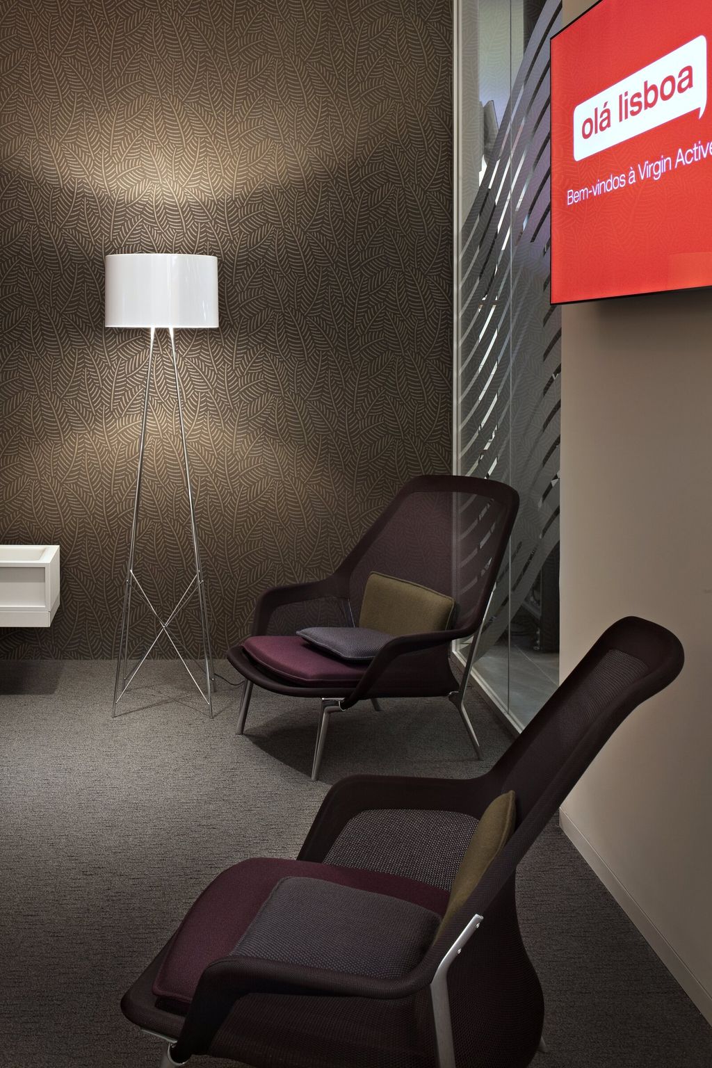 Flos-Ray_F-PH_Germano_Borrelli-Virgin_Active-Lisboa_Portugal-2012-001.0a55fda0