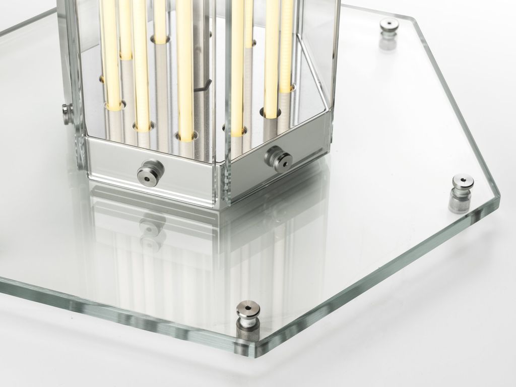 Flos-Product-Image-Table-SuperWire-Detail-002.52308caa