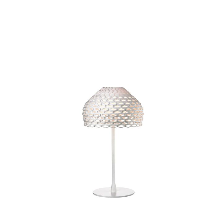 tatou-table-urquiola-flos-F7761009-product-still-life-big-1