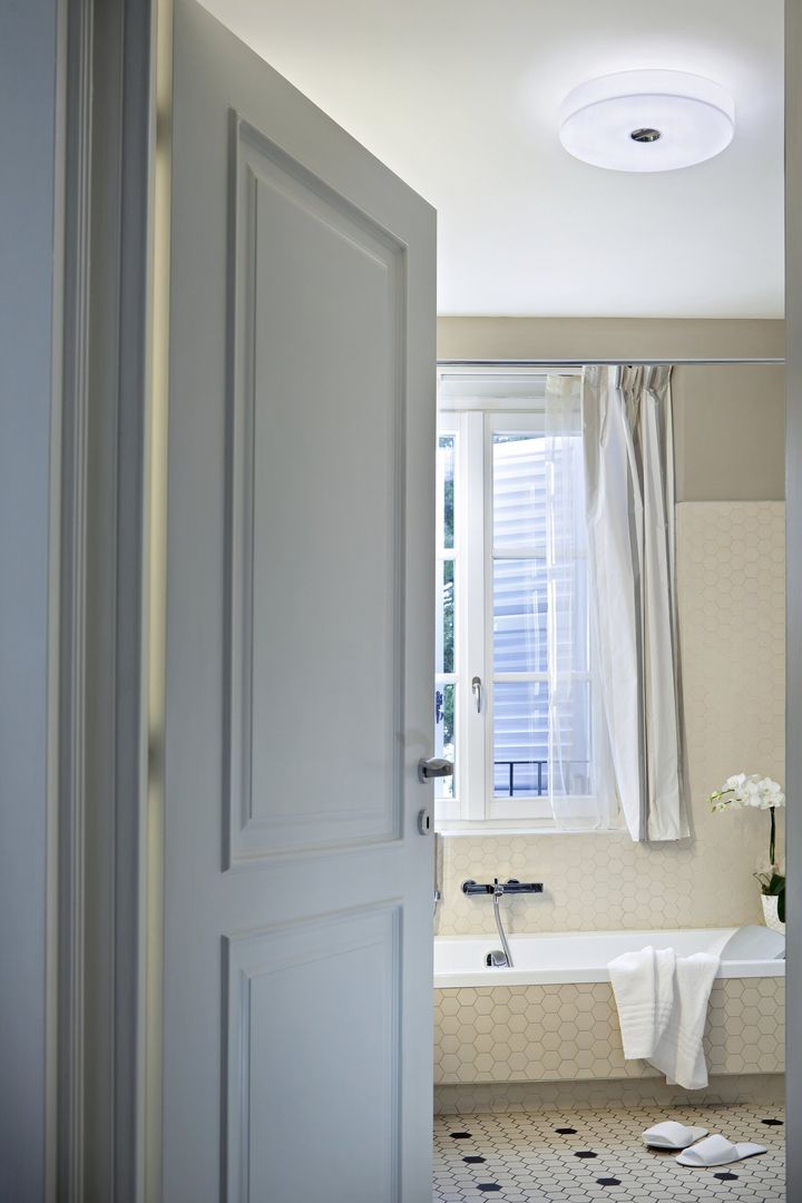 Flos-Button-PH_Germano_Borrelli-Hotel_Arancioamaro-Cannero_Verbano_Italy-2013-001.d1c1f732