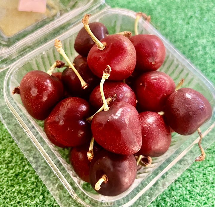 CHERRY USA 250GRM - fruit basket delivery KL PJ