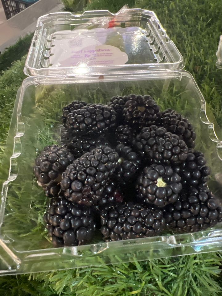 Blackberry - fruit basket delivery KL PJ