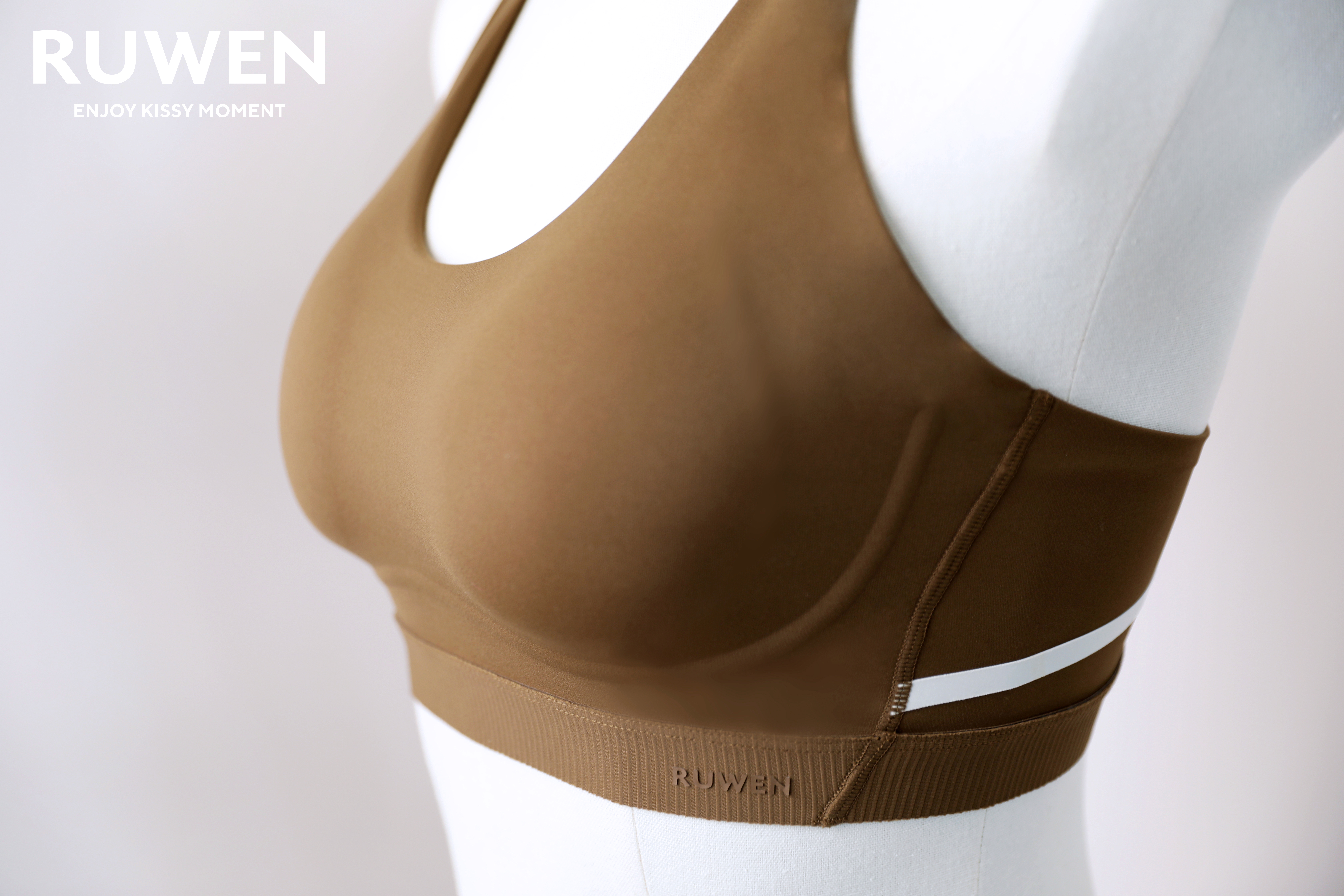 b2cf0fae50641d3277f382ffb09c5bd2