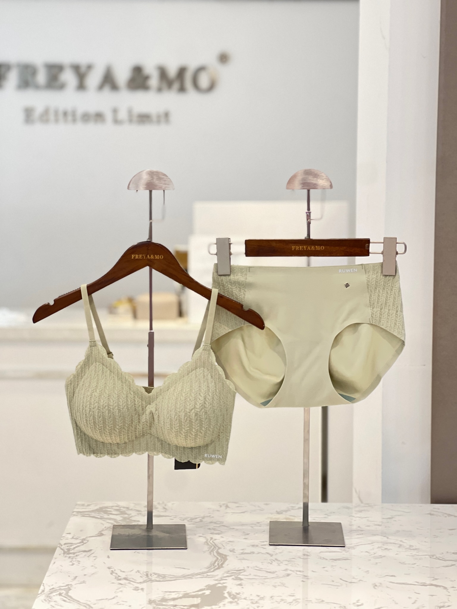 6a1bf896ec7473074a9adda70b83c286