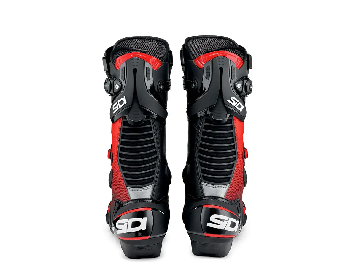 ROAD_MAG1_BKRED_04_HD