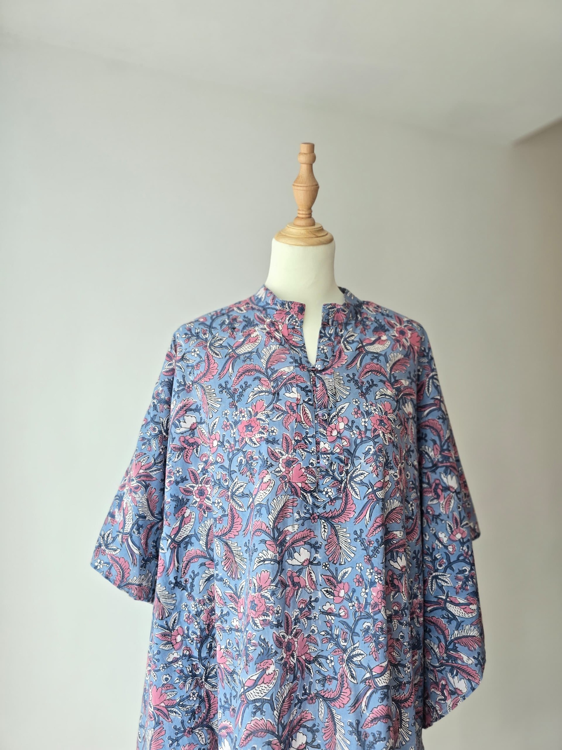bluepaisley