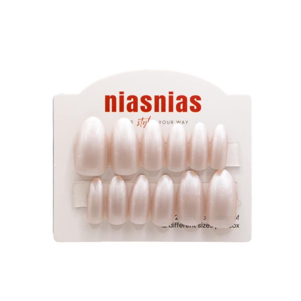 nn1109 nnW1505_NiasNias